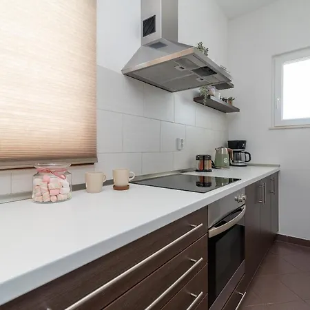 Radic-perfect Location For Summer Activities * Trogir